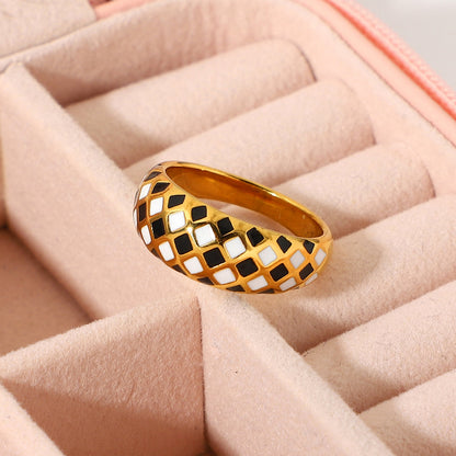 Checkmate Ring